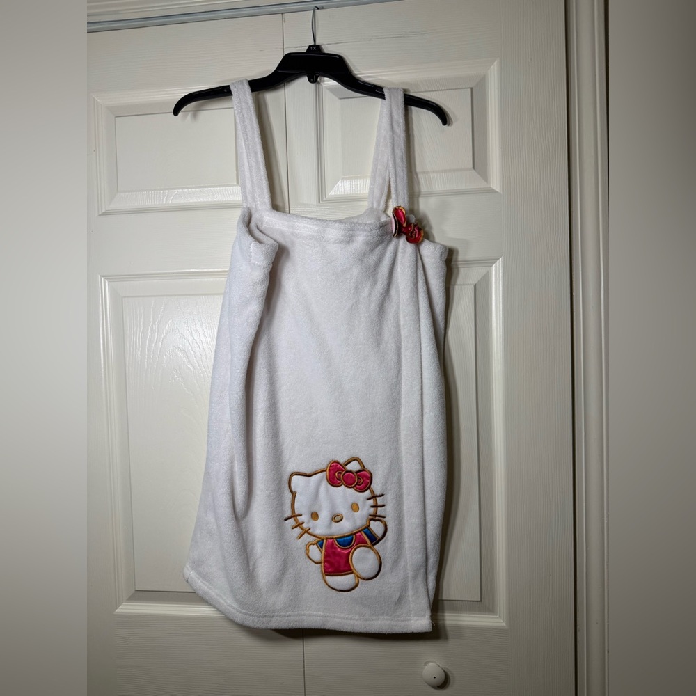 Hello Kitty Women’s Y2K 2009‎ White Towel Dress Wrap